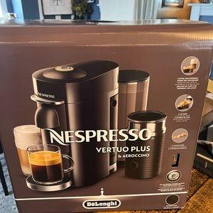 Nespreso Plus Machine